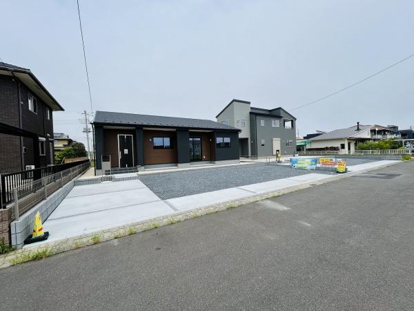 リーブルガーデン　ひたちなか市阿字ヶ浦町第3　1号棟