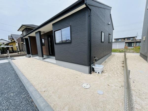 リーブルガーデン　ひたちなか市阿字ヶ浦町第3　1号棟