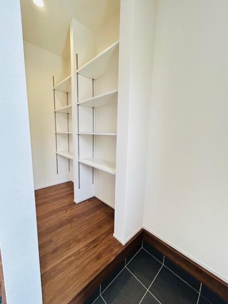 リーブルガーデン　ひたちなか市東石川第13　5号棟