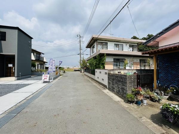 リーブルガーデン　那珂市菅谷第35　全1棟