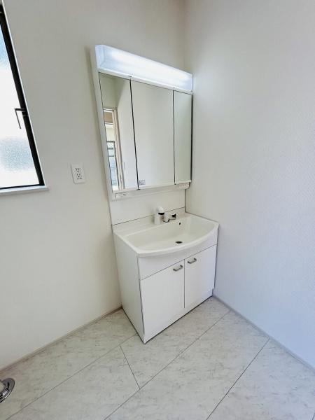 ハートフルタウン　水戸市元吉田町2235番　B号棟