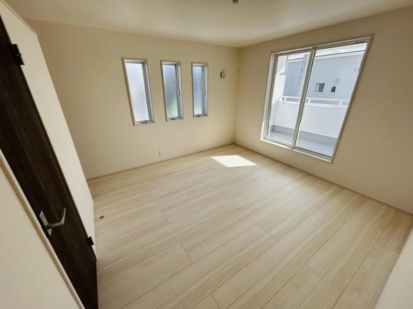 リーブルガーデン　水戸市見川12期　2号棟