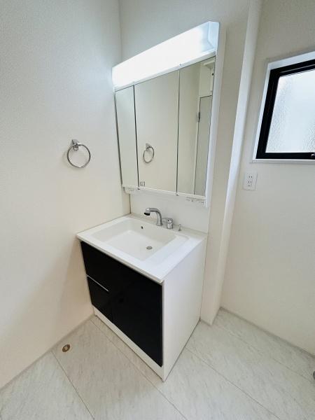 リーブルガーデン　ひたちなか市市毛第8　1号棟