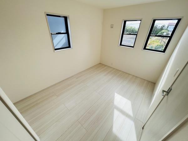 リーブルガーデン　ひたちなか市市毛第8　1号棟