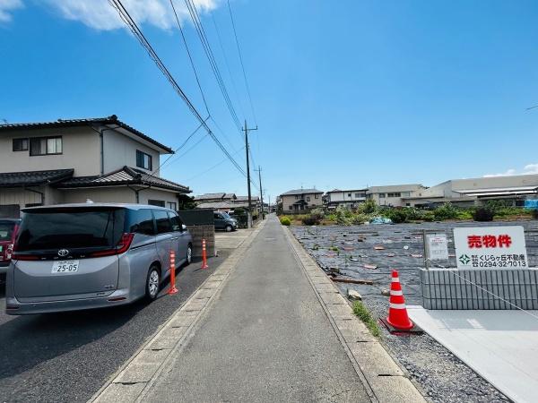 リーブルガーデン 常陸太田市馬場町3期 2号棟(前面道路含む現地写真)