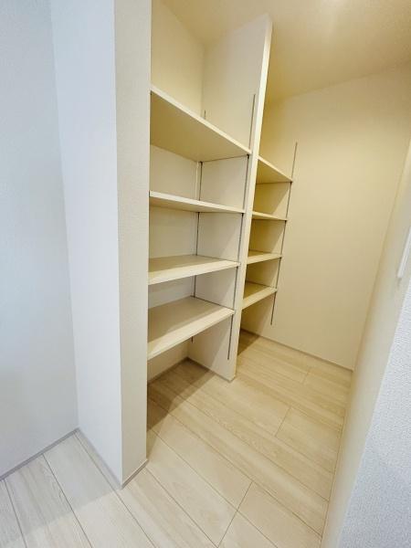 リーブルガーデン ひたちなか市足崎19期 1号棟(収納)