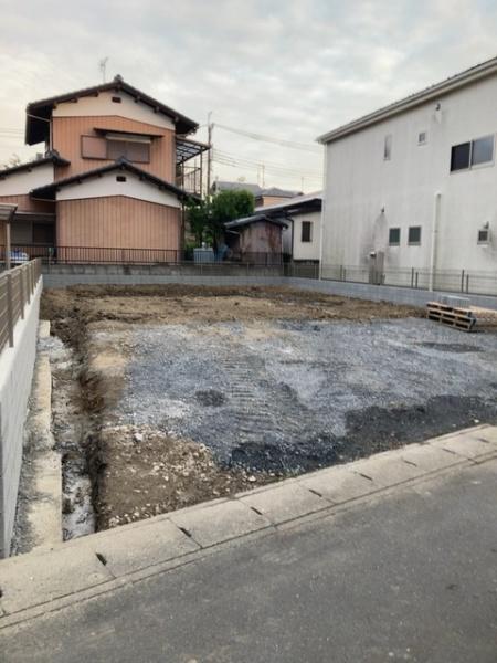 リーブルガーデン 水戸市赤塚4期 全1棟(前面道路含む現地写真)