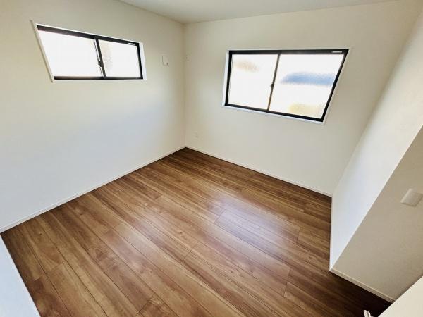 ケイアイグレース　ひたちなか市足崎1期　2号棟