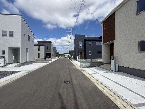 リーブルガーデン　笠間市旭町第13　2号棟