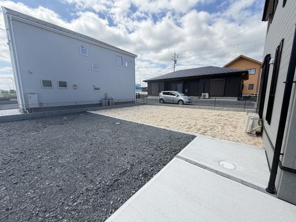リーブルガーデン　笠間市旭町第13　3号棟