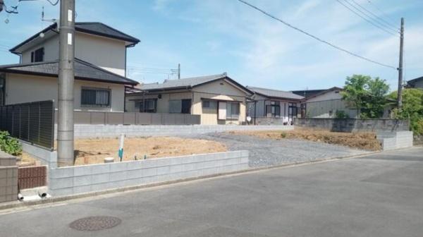ハートフルタウン　堀町2241番　B号棟