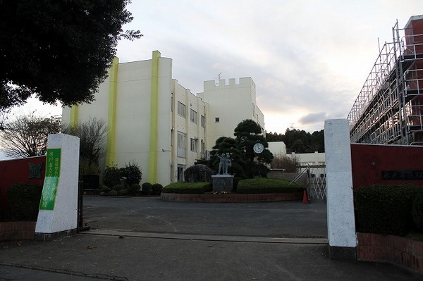 ハートフルタウン　双葉台2丁目33番　A号棟(水戸市立双葉台小学校)