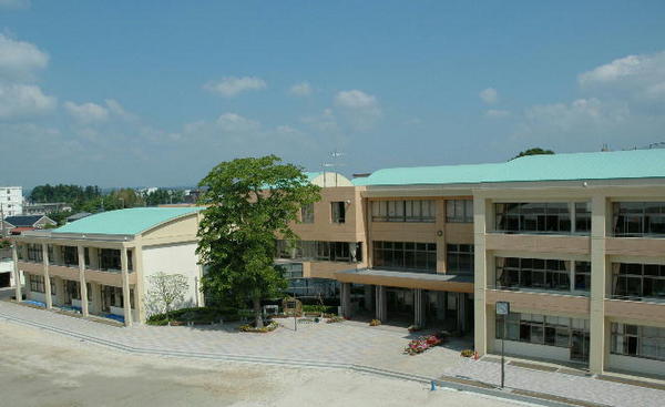 Cradlegarden水戸市新荘第4　2号棟(水戸市立新荘小学校)