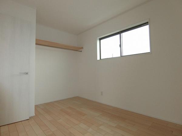 安城市法連町の中古一戸建て