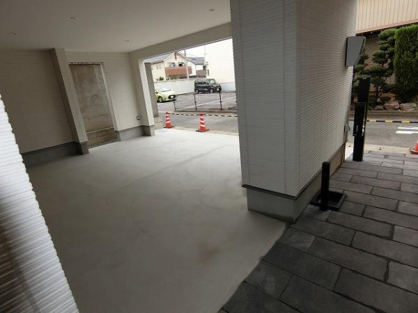 安城市法連町の中古一戸建て