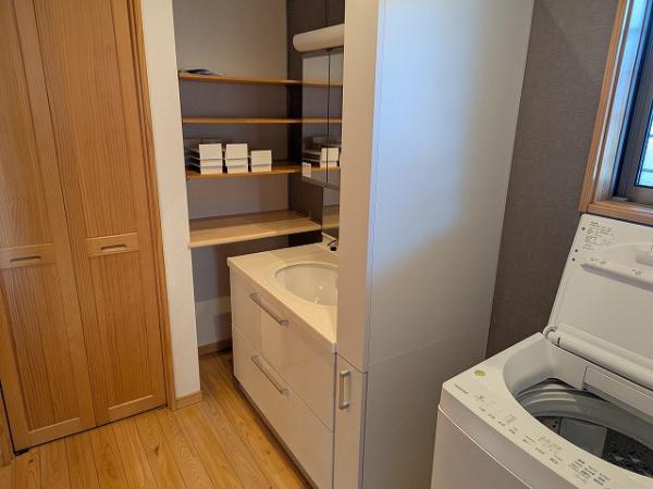 西尾市南中根町仲山の中古一戸建て