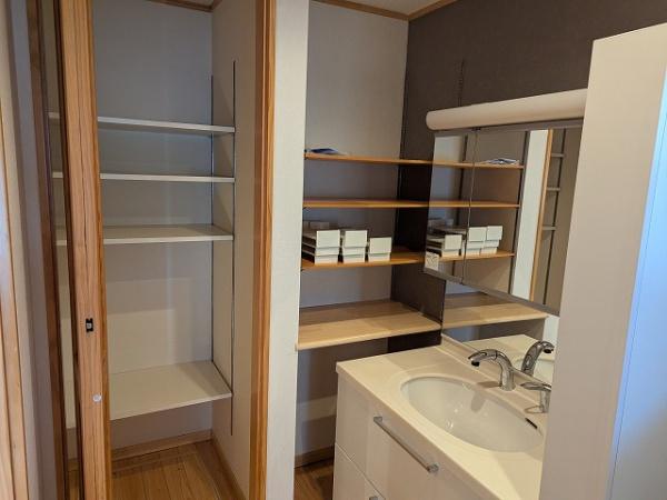 西尾市南中根町仲山の中古一戸建て