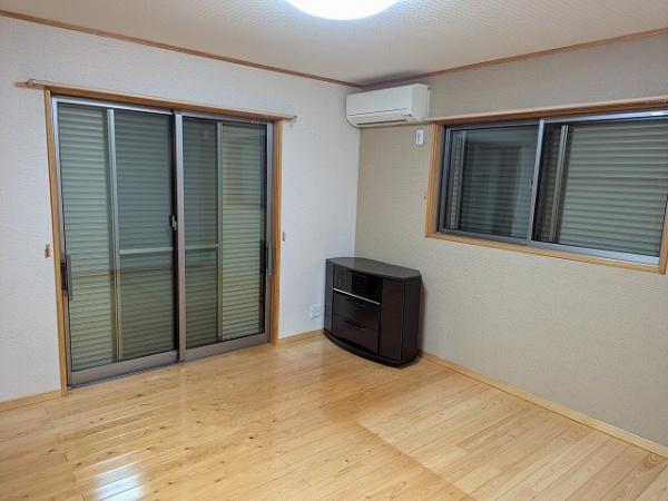 西尾市南中根町仲山の中古一戸建て