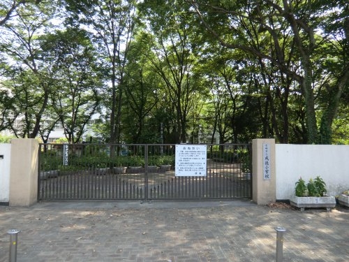 尼崎市崇徳院2丁目の中古一戸建て(尼崎市立成徳小学校)