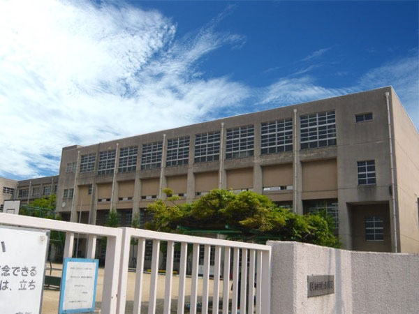 パレ武庫元町(尼崎市立 武庫の里小学校)
