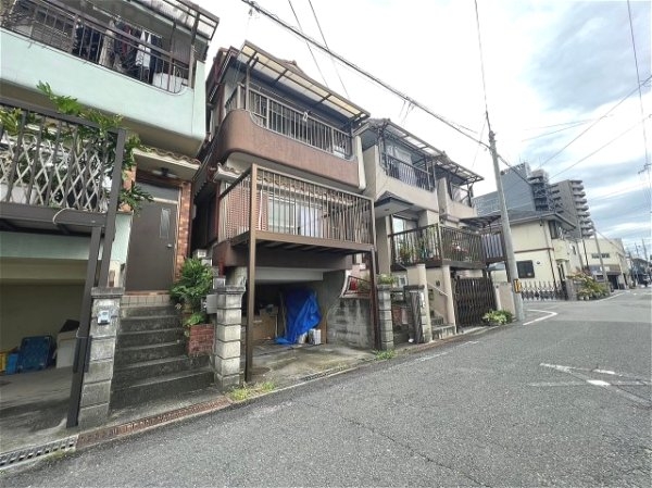 尼崎市東難波町５丁目の中古一戸建て