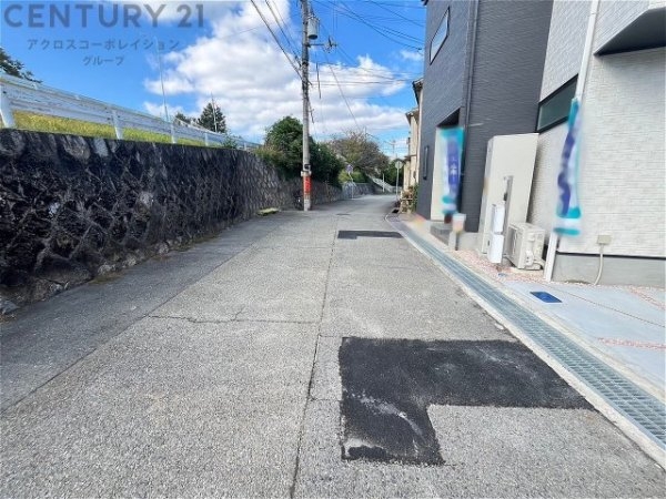 尼崎市稲葉荘４丁目新築一戸建て
