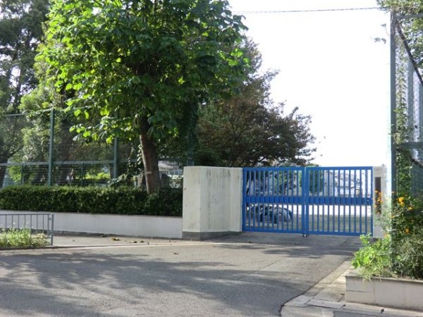 シャトー杭瀬(尼崎市立浦風小学校)