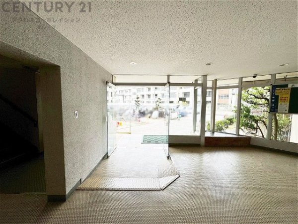 下の森住宅(エントランス)