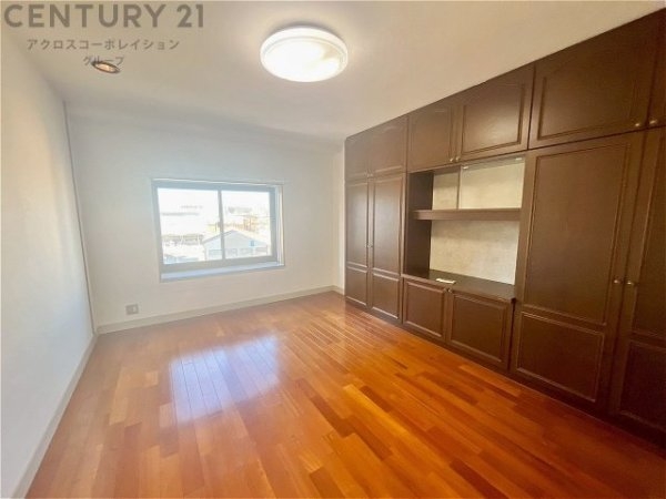 尼崎市昭和通２丁目の中古一戸建て