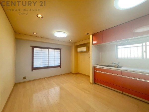 尼崎市昭和通２丁目の中古一戸建て