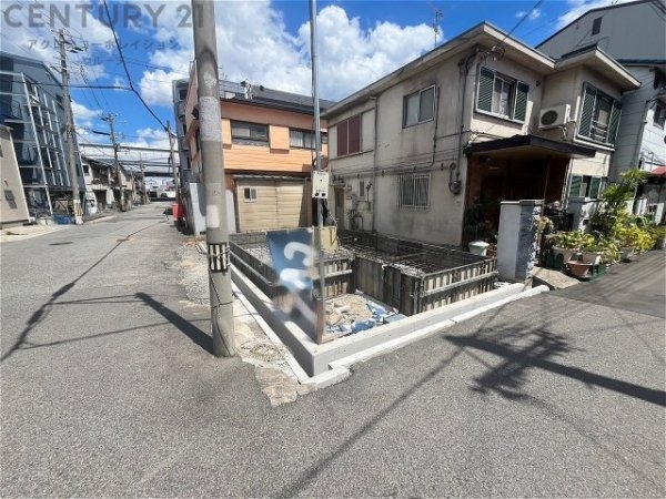 尼崎市中在家町３丁目新築一戸建て