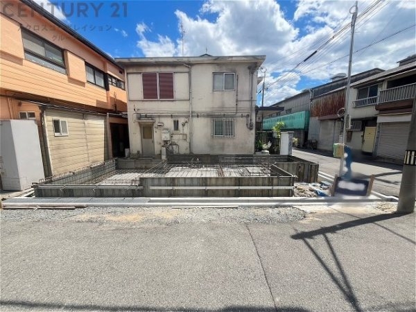 尼崎市中在家町３丁目新築一戸建て