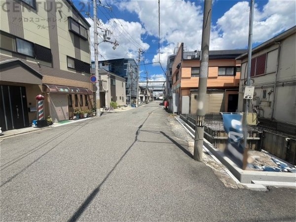 尼崎市中在家町３丁目新築一戸建て