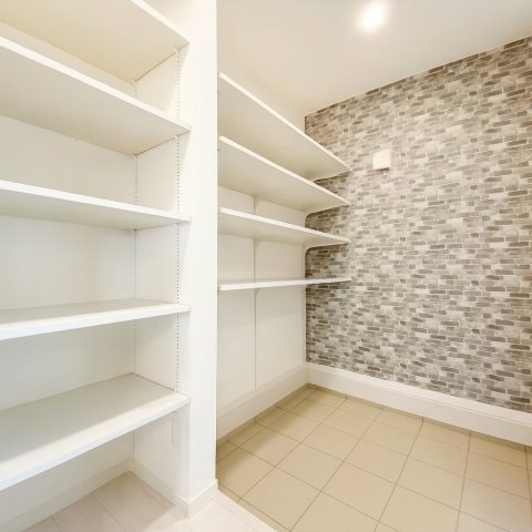 エムズガーデン西難波町4丁目