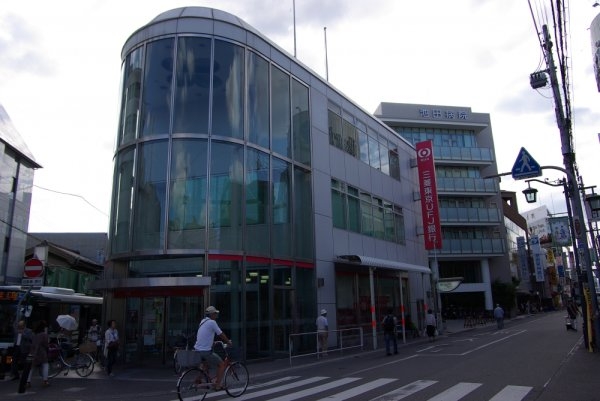 パレ東塚口２(三菱ＵＦＪ銀行　塚口支店)