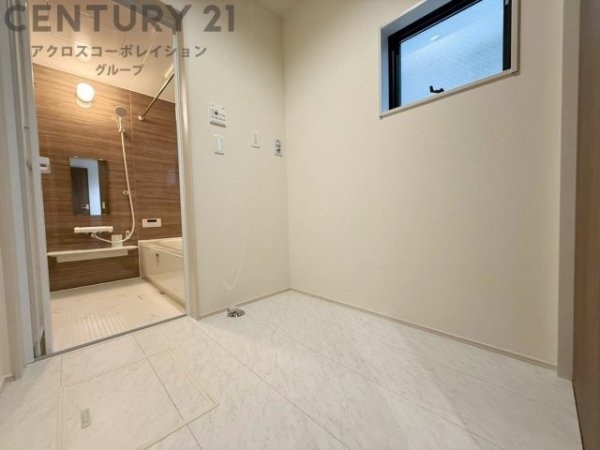 尼崎市杭瀬北新町1丁目　新築一戸建て