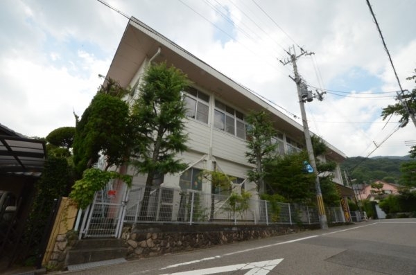 宝塚市湯本町の土地(宝塚武庫山幼稚園)