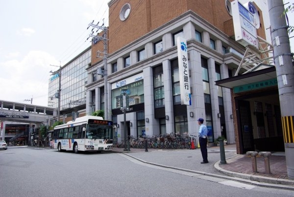 サンハイツ武庫之荘３号棟(みなと銀行甲東園店)