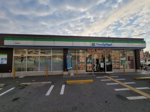 ハイツ塚口南(ファミリーマート尾浜町店)