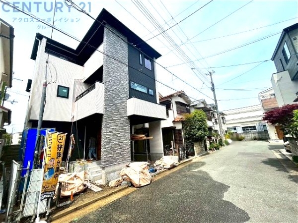 尼崎市西立花町5丁目　新築一戸建て
