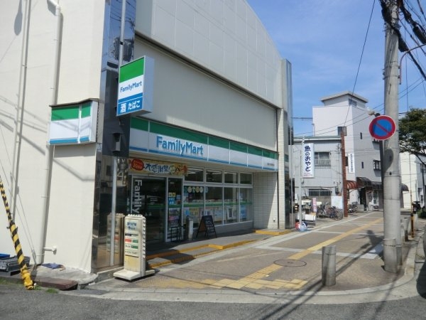 尼崎市東本町4丁目の中古一戸建て(ファミリーマート 阪神大物駅南店)