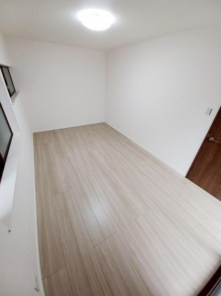 尼崎市久々知３丁目の中古一戸建て