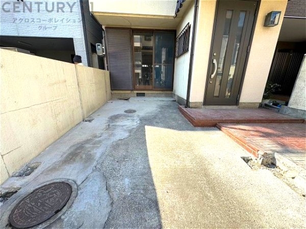 尼崎市久々知３丁目の中古一戸建て