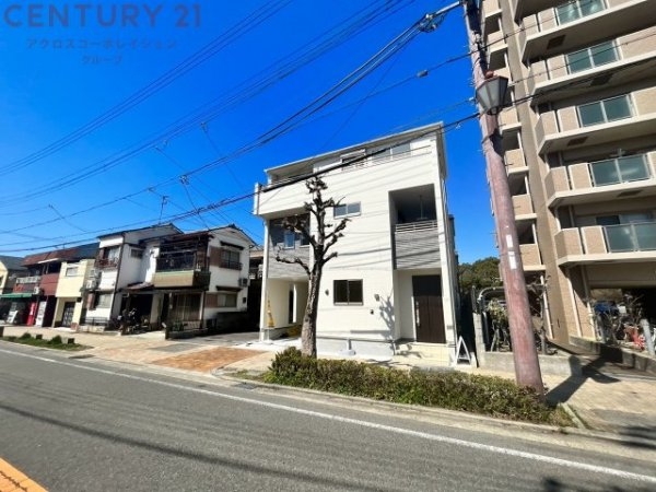 尼崎市崇徳院3丁目新築戸建て