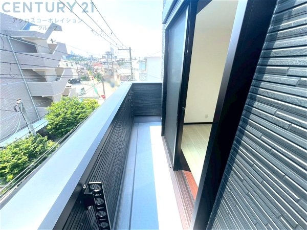 尼崎市杭瀬南新町2丁目新築一戸建て