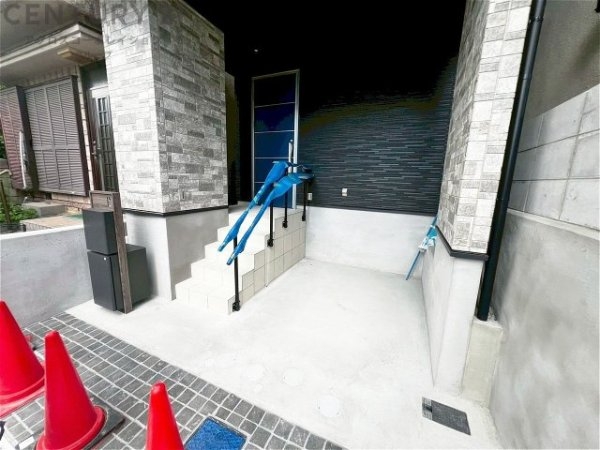 尼崎市杭瀬南新町2丁目新築一戸建て
