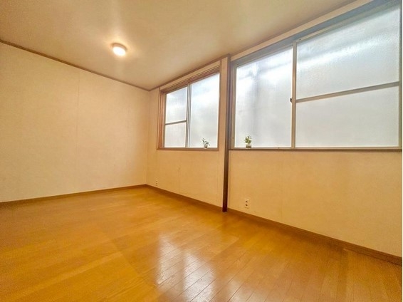 尼崎市名神町２丁目の中古一戸建て