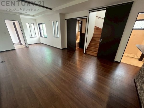 尼崎市杭瀬北新町３丁目の中古一戸建て
