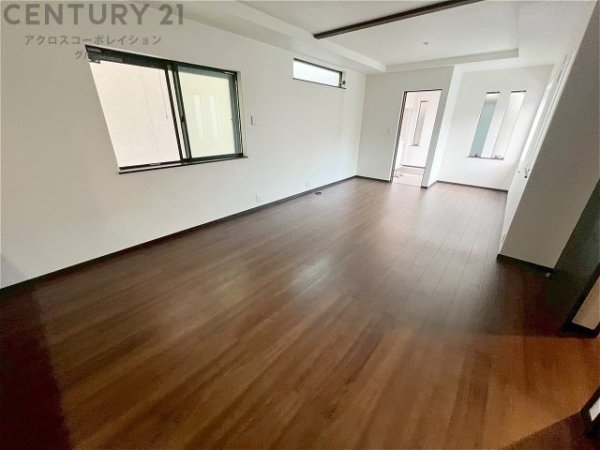 尼崎市杭瀬北新町３丁目の中古一戸建て
