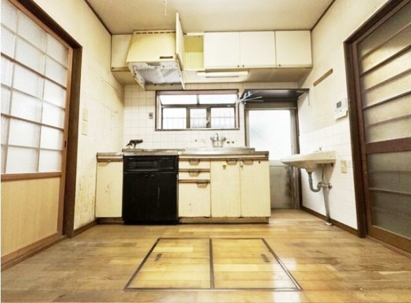 尼崎市西立花町１丁目の中古一戸建て
